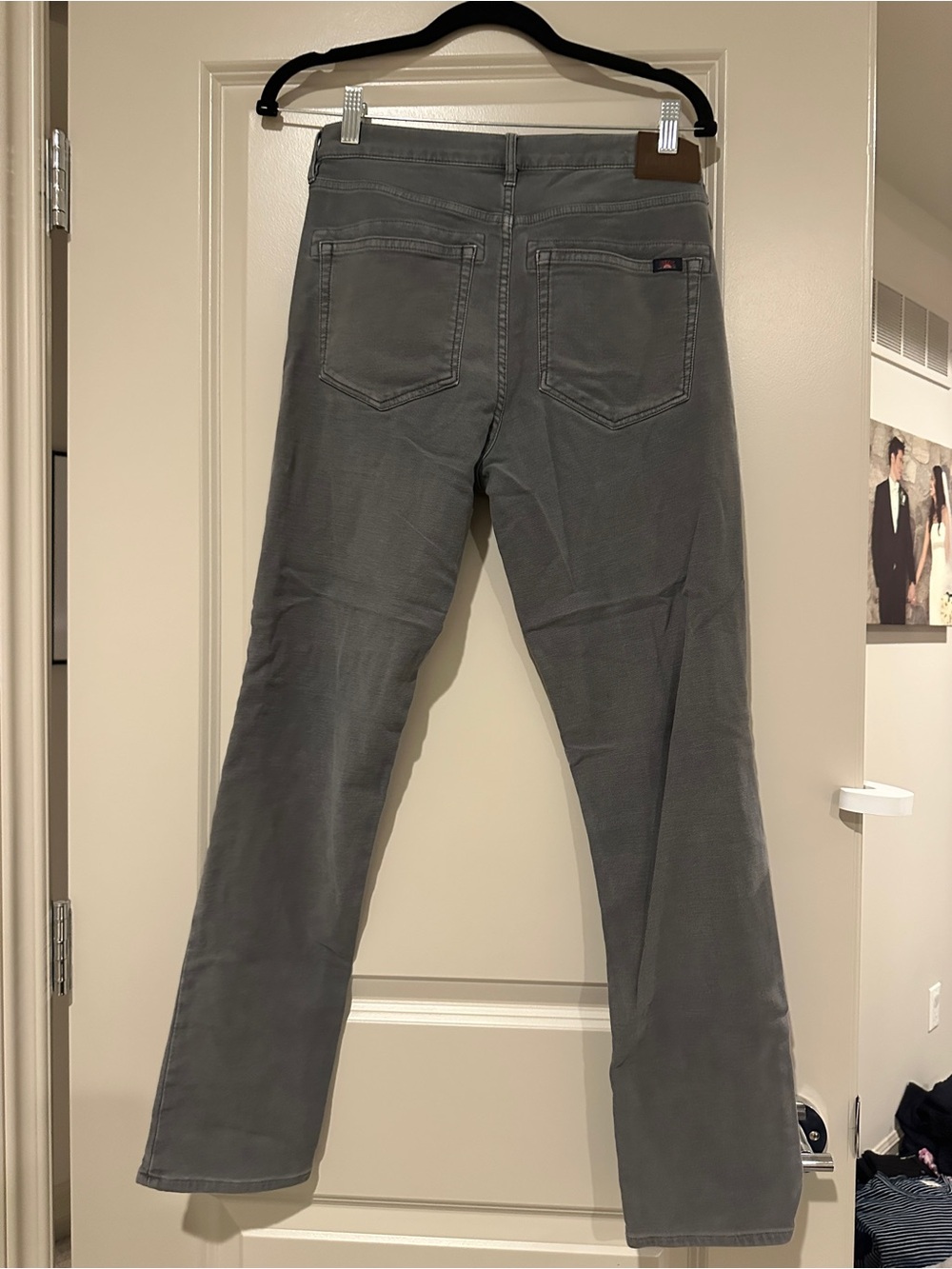 Faherty Men's Dark Gray Jeans - Classic Straight Fit